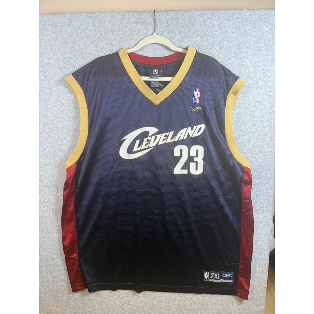 Reebok NBA Cleveland Cavaliers LeBron James 23 Jersey Mens 2XL Navy Blue Gold